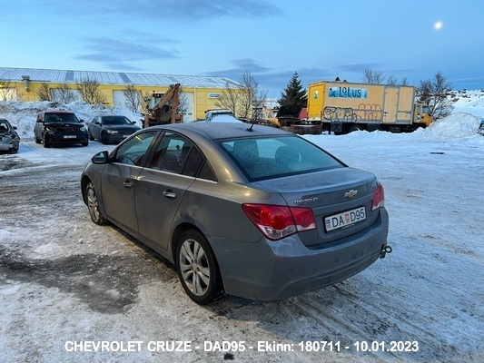 077c2825-5438-4e07-8fb9-a439982cf715