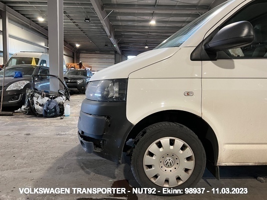 Db9fba70-9b72-4f24-b14d-447811725275