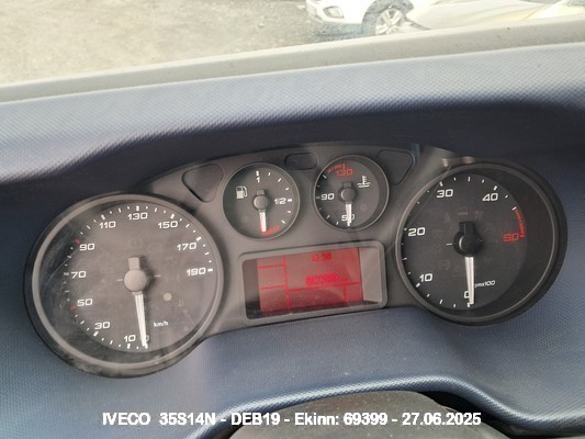 1000077556