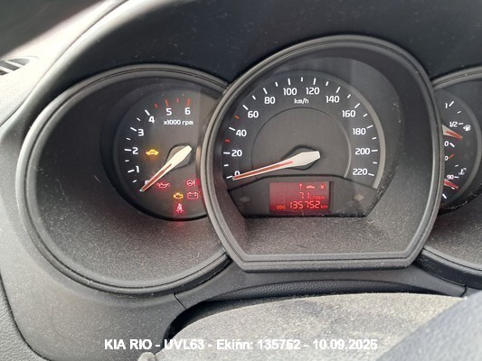 1000085693