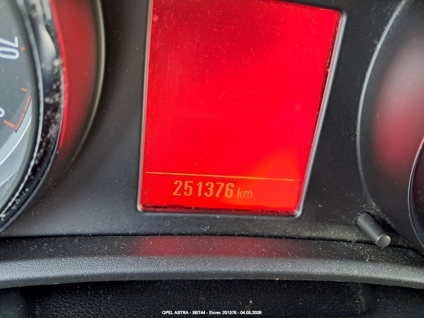 1000101075