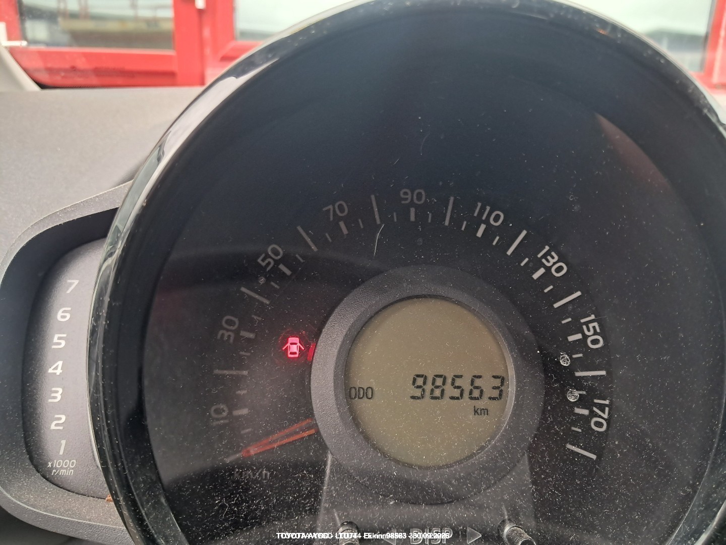 1000108128