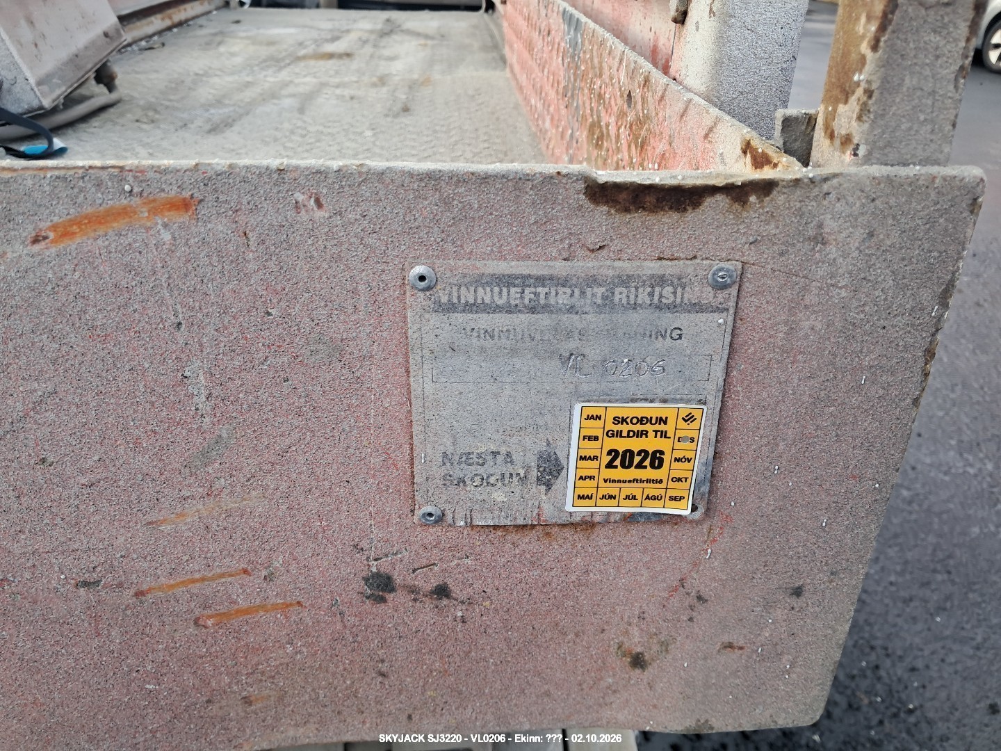 1000108423